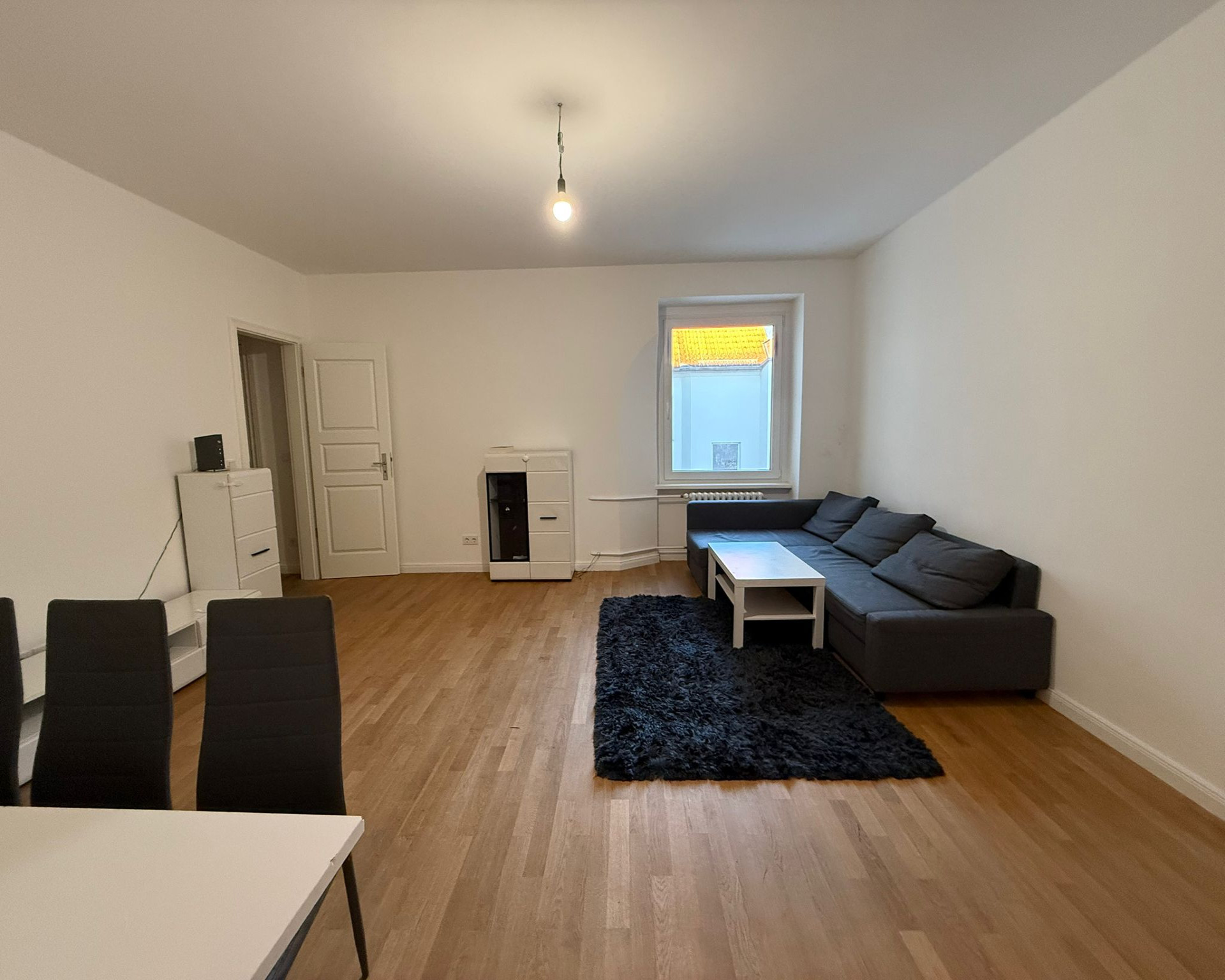 Short-Term Fully Furnished Apartment in Spandau — Photo 1